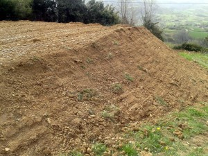 Nivelado y preparación de terreno. Movimeinto de tierras en Donostia.