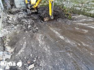 Limpieza de patio de ofinas Txingurri